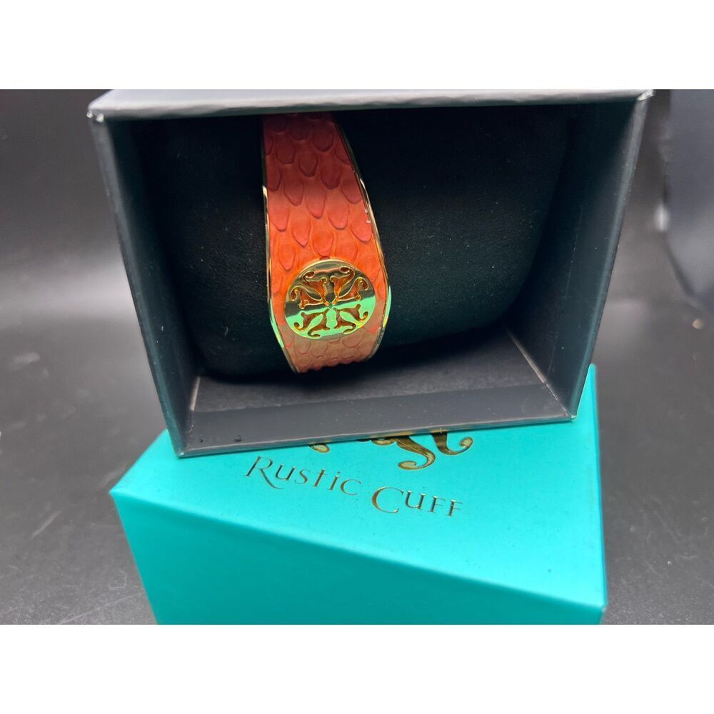 Rustic Cuff Snake Cuff - Picture 4 of 6